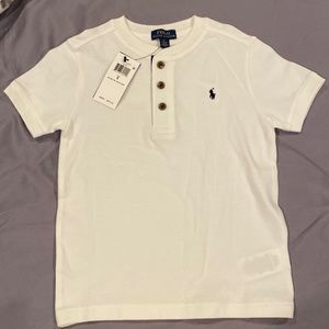 Polo Ralph Lauren white short sleeve shirt with 3 buttons.